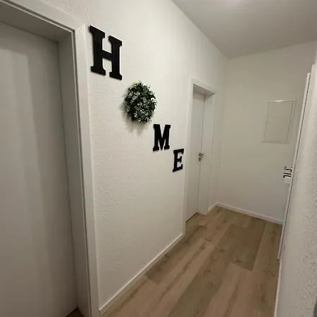 Elegante Und Moderne * MHG